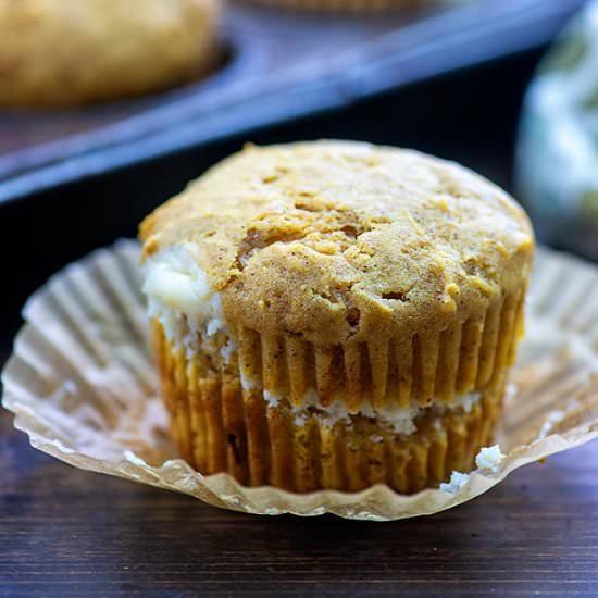 PUMPKIN MUFFINS WITH CREAM CHEESE