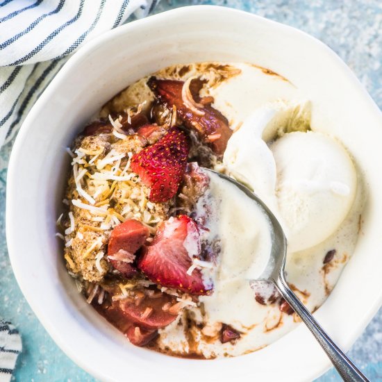 Healthy Strawberry Rhubarb Cobbler