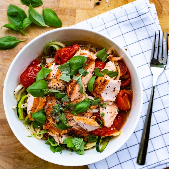 ZOODLES, SAUTÉED TOMATOES AND FRIED