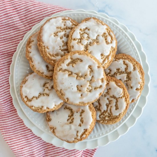 Old Fashioned Iced Oatmeal Cookies