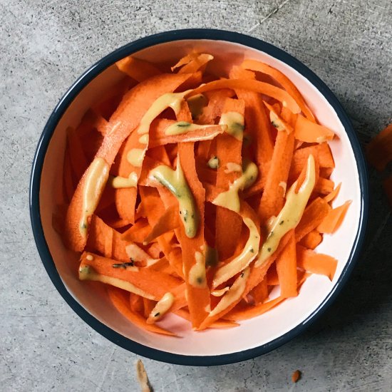 DELICIOUS SALAD OF CARROTS WITH DIJ