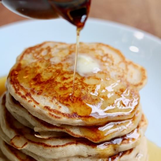 Vegan Buttermilk Pancakes