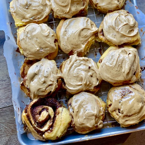 Pumpkin Spice Latte Cinnamon Rolls