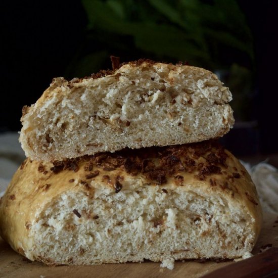 CRISPY FRIED ONION BREAD