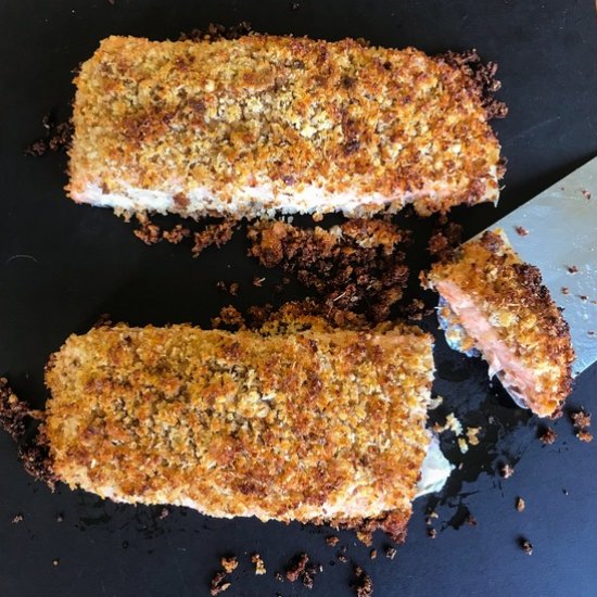 Salmon with bread crust