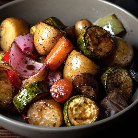 Balsamic glazed roasted vegetables