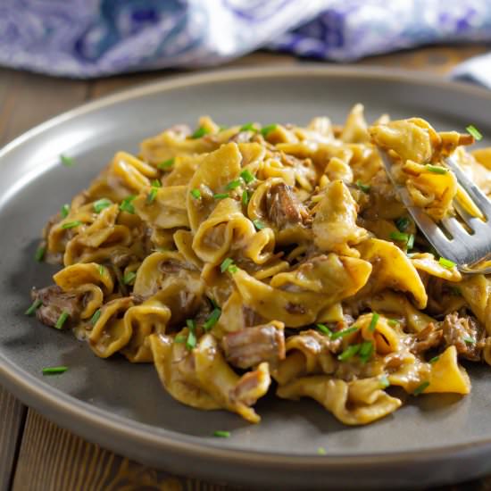 Easy Instant Pot Beef Stroganoff