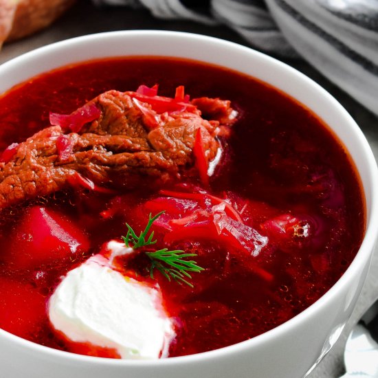 Classic Red Borscht with Ribs