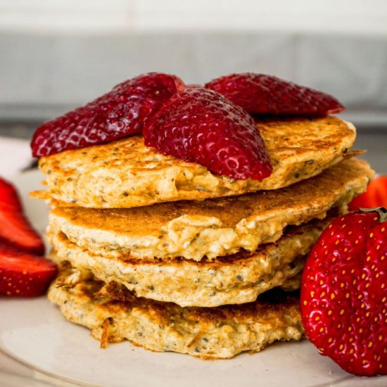 Easy Chia Oatmeal Pancakes