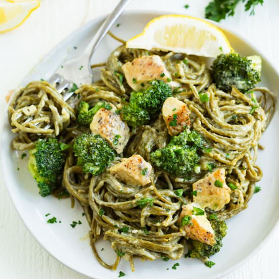 One Pot Broccoli Pasta with Chicken