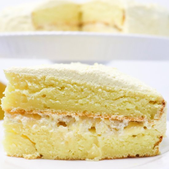 Lemon Cake with Pineapple Filling