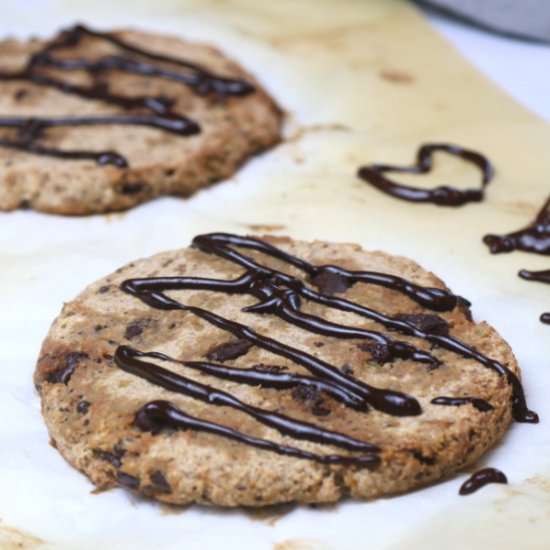 Giant Chocolate Chips Cookies