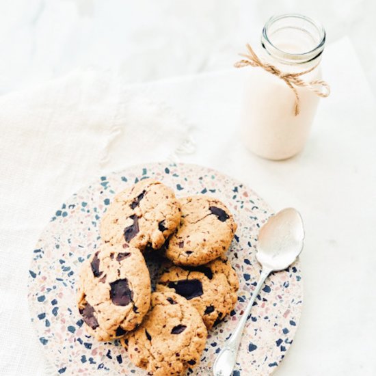 Vegan Choc-Chip Cookies