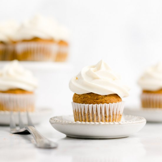 Mini Pumpkin Cupcakes