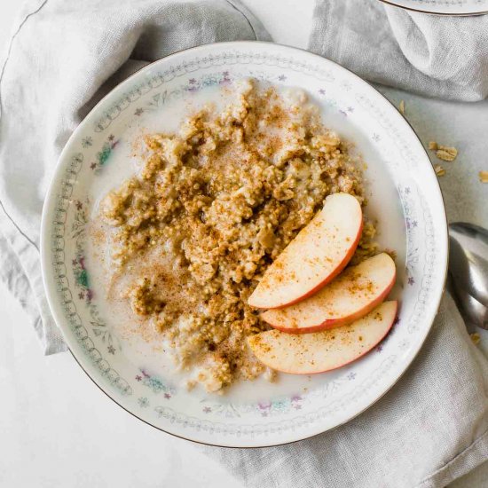 Apple Quinoa Breakfast Bowl