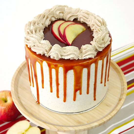 Apple, Cinnamon & Caramel Cake