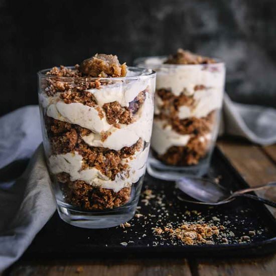 Apple Streusel Cheesecake Jars