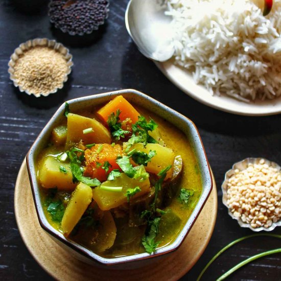 Bengali Mix-Vegetable Curry Recipe