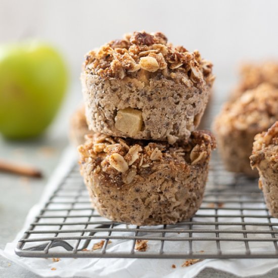 Apple Crisp Baked Oatmeal Cups