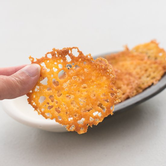 Keto Cheese Crisps