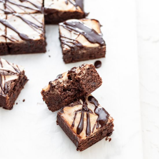 Cheesecake Swirled Brownies