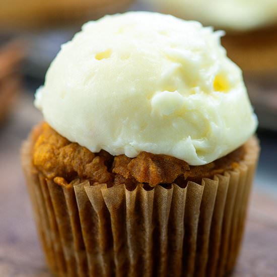 PUMPKIN CUPCAKES