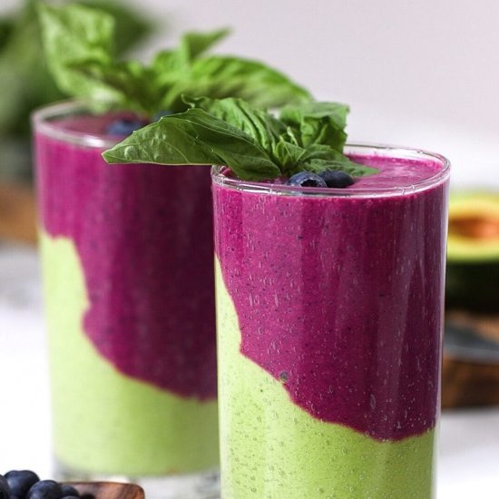 Beet Berry Avocado Smoothie