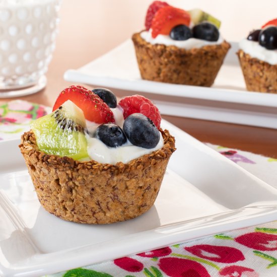 Granola Cups with Yogurt and Fresh