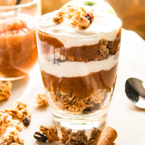 Muesli, Yogurt, Apple Filling Cup