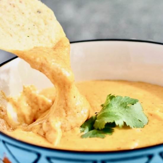 Quick & Easy Queso Dip