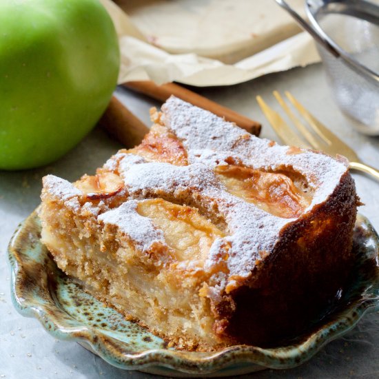 Dorset Apple Cake (Traybake)