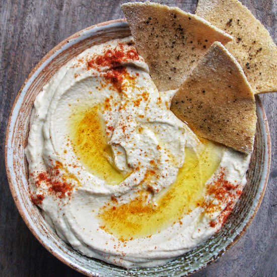 creamy blender hummus