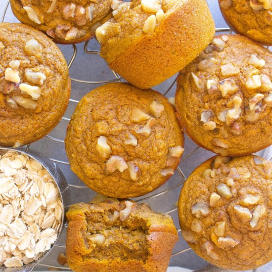 Healthy Pumpkin Oat Muffins