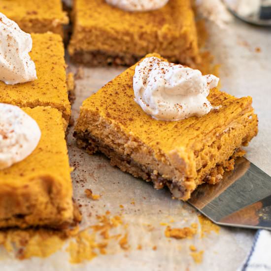 Low Carb Pumpkin Cheesecake Bars