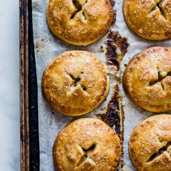 APPLE HAND PIES