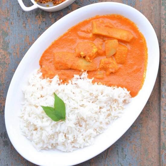 Prawns curry with radish raw mango