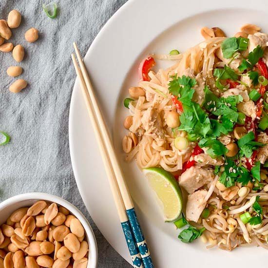 Spicy Chicken Pad Thai