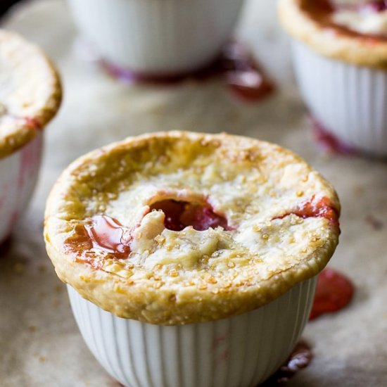 STRAWBERRY RHUBARB POT PIES