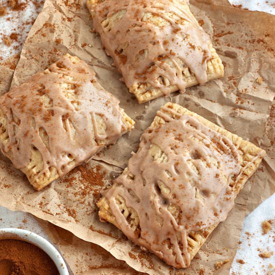 Vegan Apple Cinnamon Pop Tarts