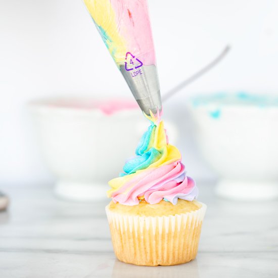 How to make rainbow buttercream