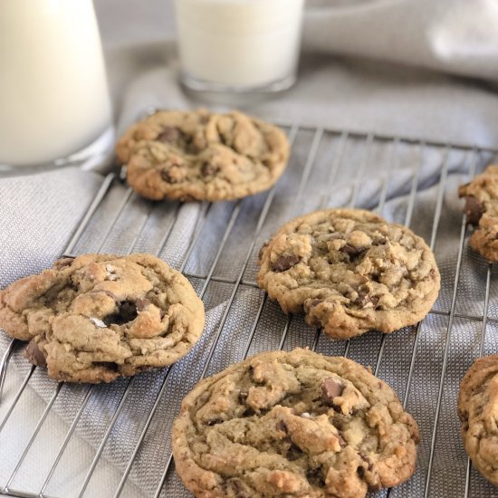 Salted Toffee Chocolate Chip Cookie