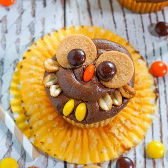 Peanut Butter Chocolate Owl Cupcake