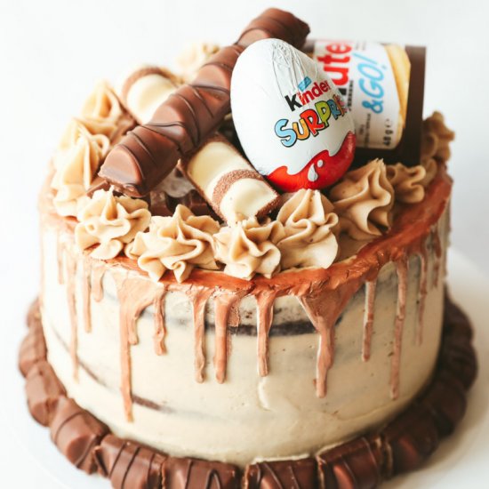 Kinder bueno Cake