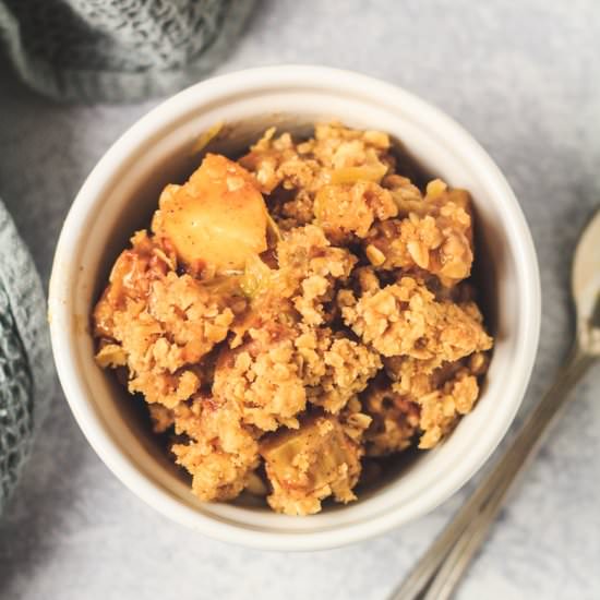 Apple and Rhubarb Crumble