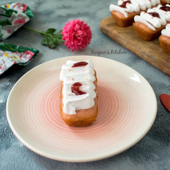 Eggless Strawberry Mini Loaf Cake