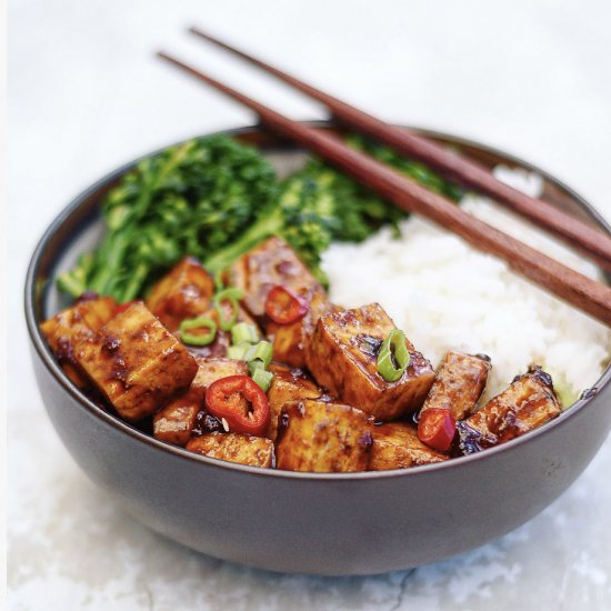 Spicy Asian BBQ Tofu Bowls