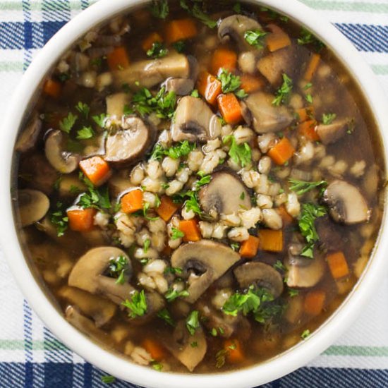 Instant Pot Mushroom Barley Soup