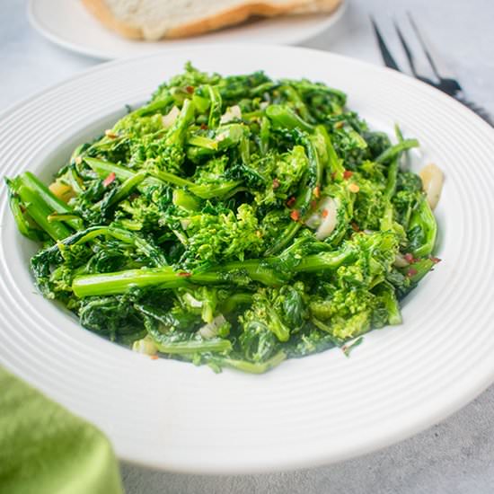 Rapini (Broccoli Rabe) with Garlic