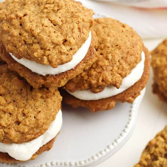 Pumpkin Oatmeal Cream Pies