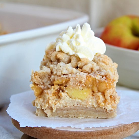 Gluten Free Apple Crisp Cheesecake